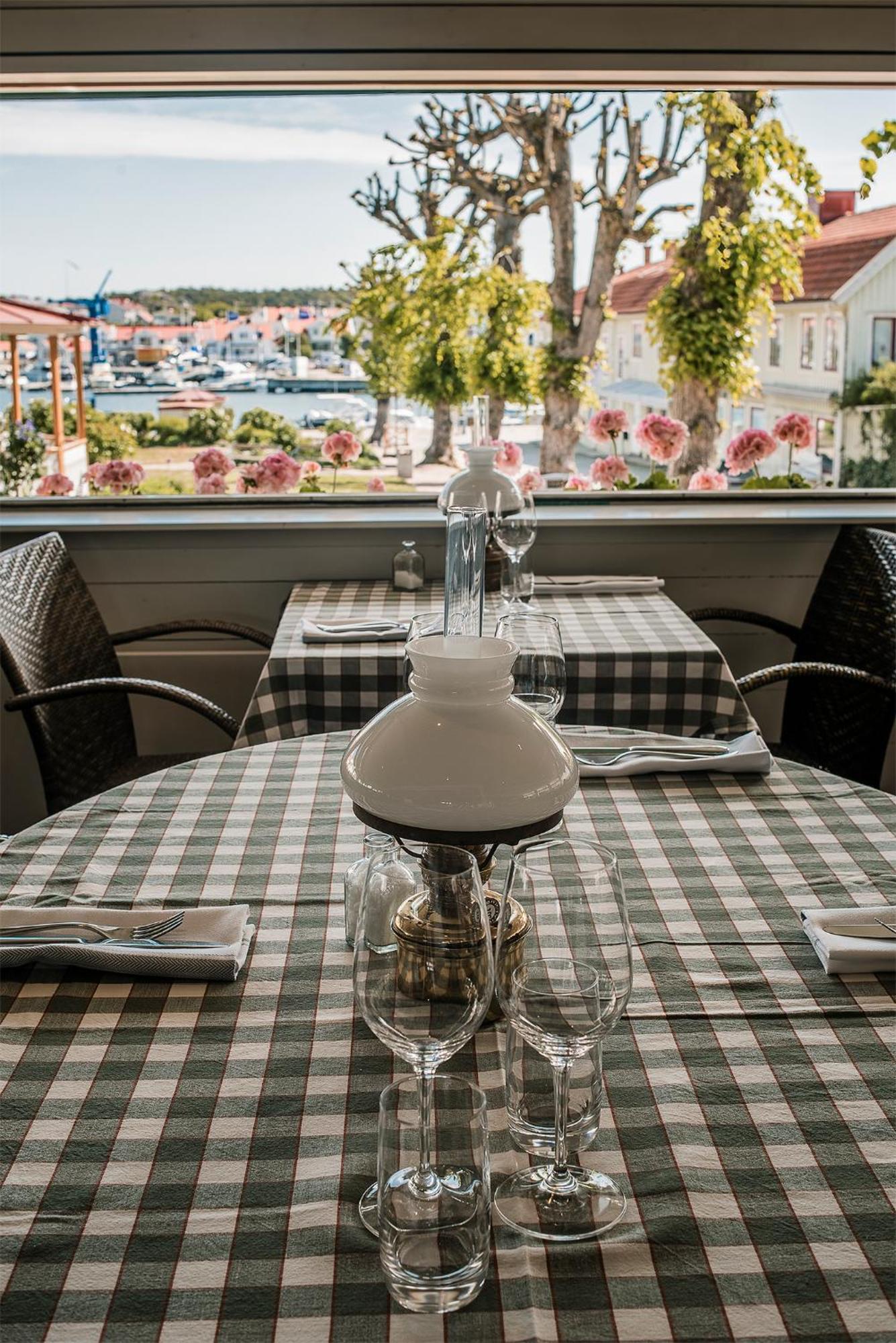 Grand Hotel Marstrand Exterior photo